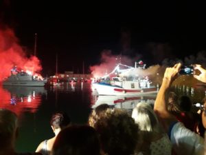 Read more about the article 13 Agosto 2018 – Sbarco della Madonna di Trapani al porto peschereccio